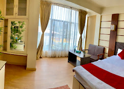 Company Banner 10