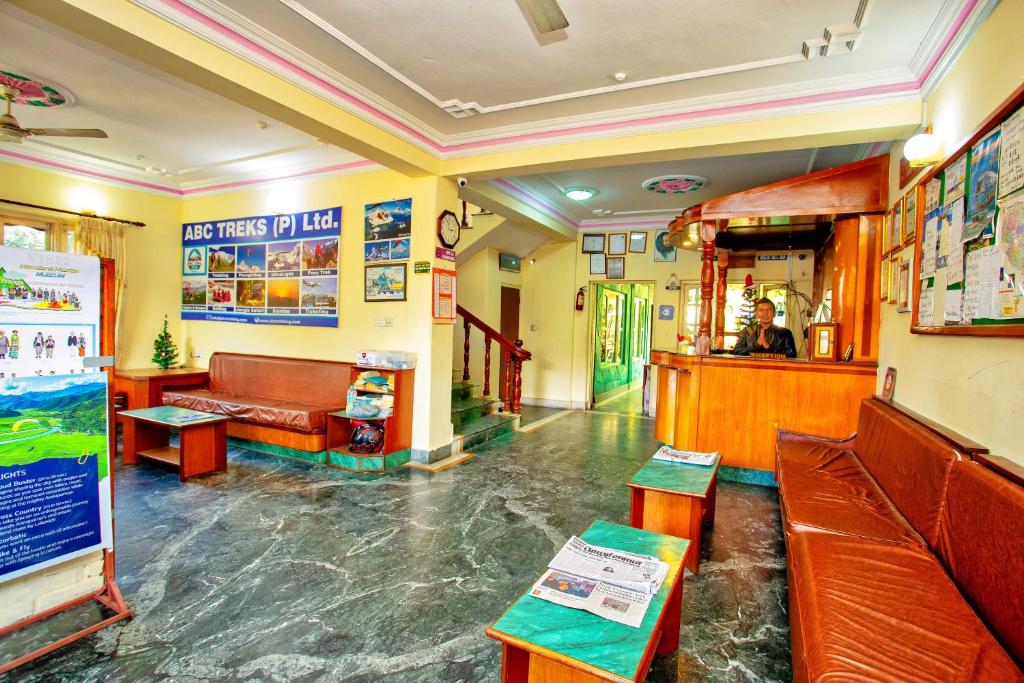 Company Banner 4